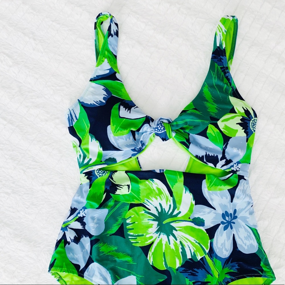 aerie // NWOT tropical knot one piece swimsuit - Picture 12 of 12